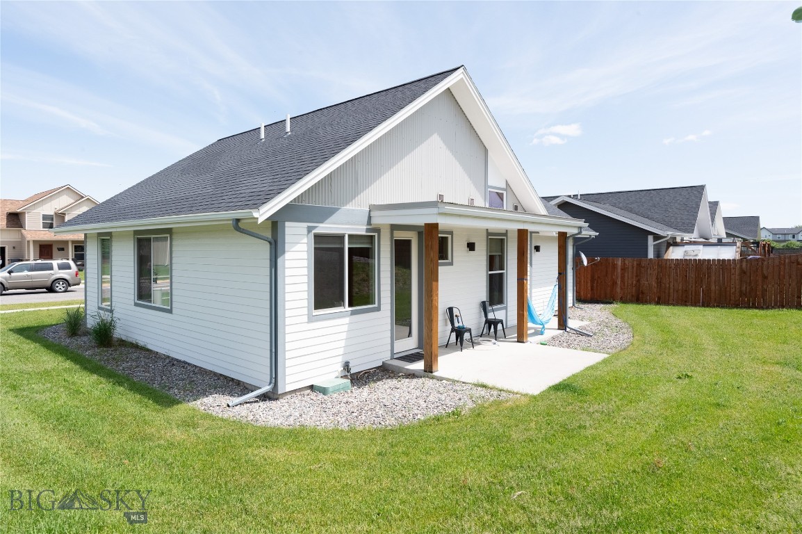 4454 Shadow Glen Property Photo 26