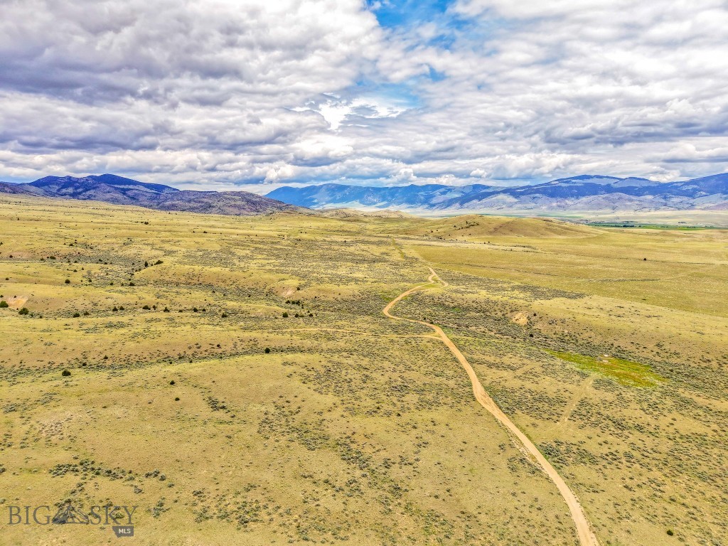265 Sheep Camp Road Property Photo