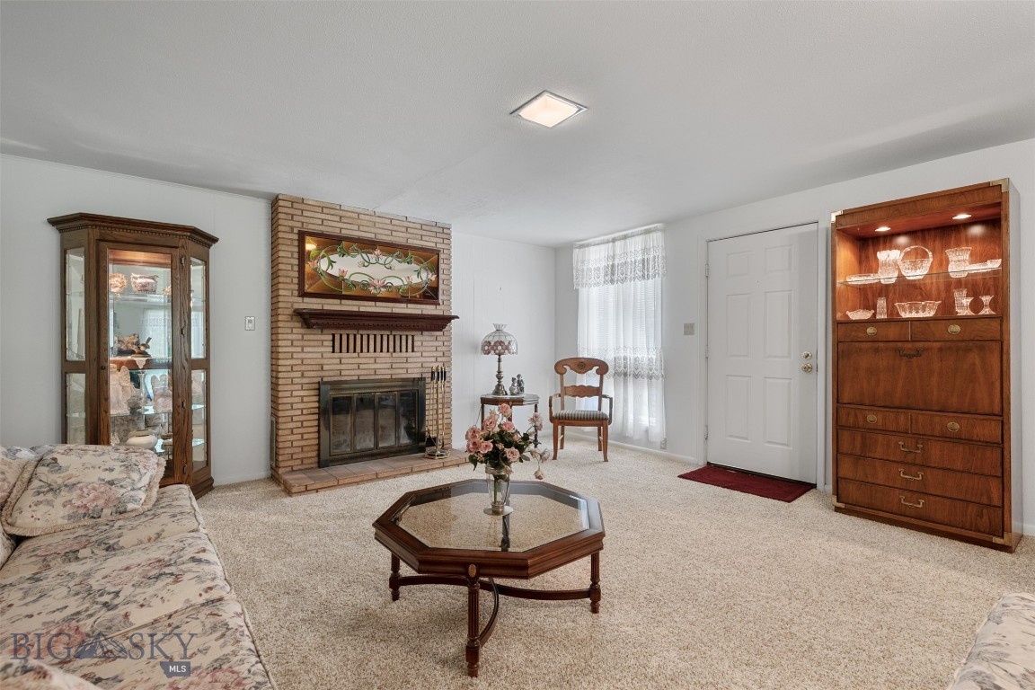 16 N White Street Property Photo 8