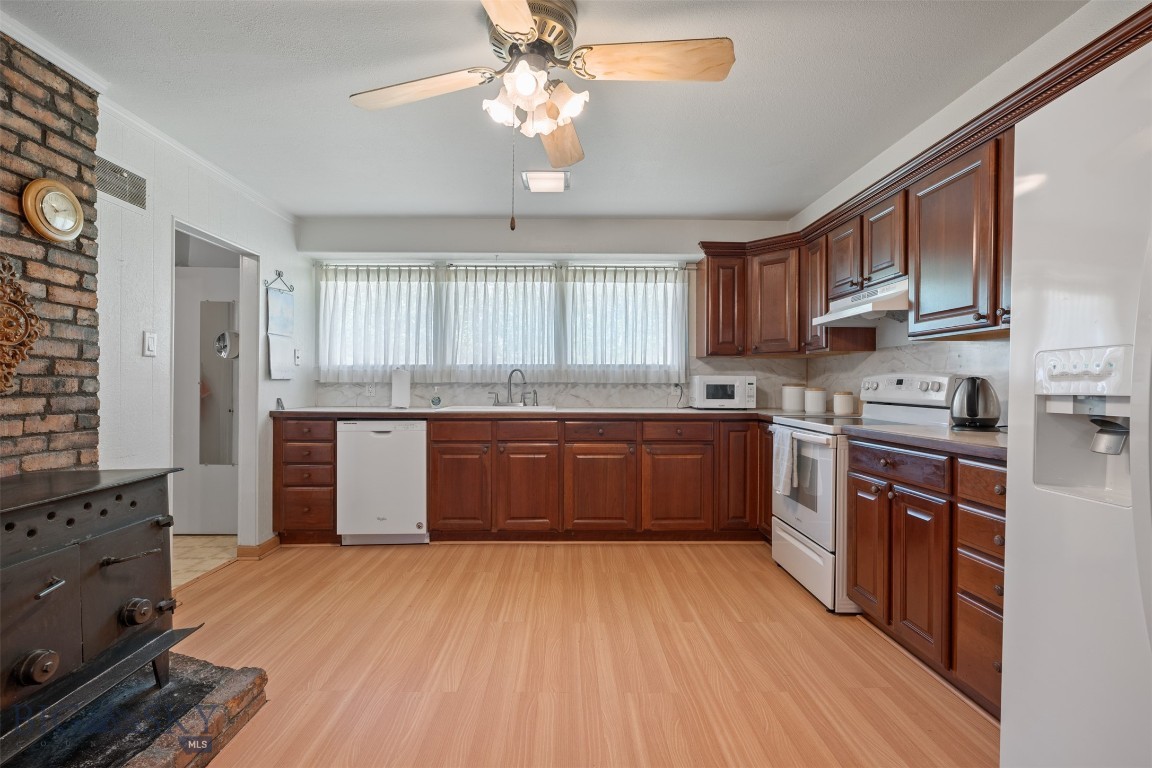 16 N White Street Property Photo 11
