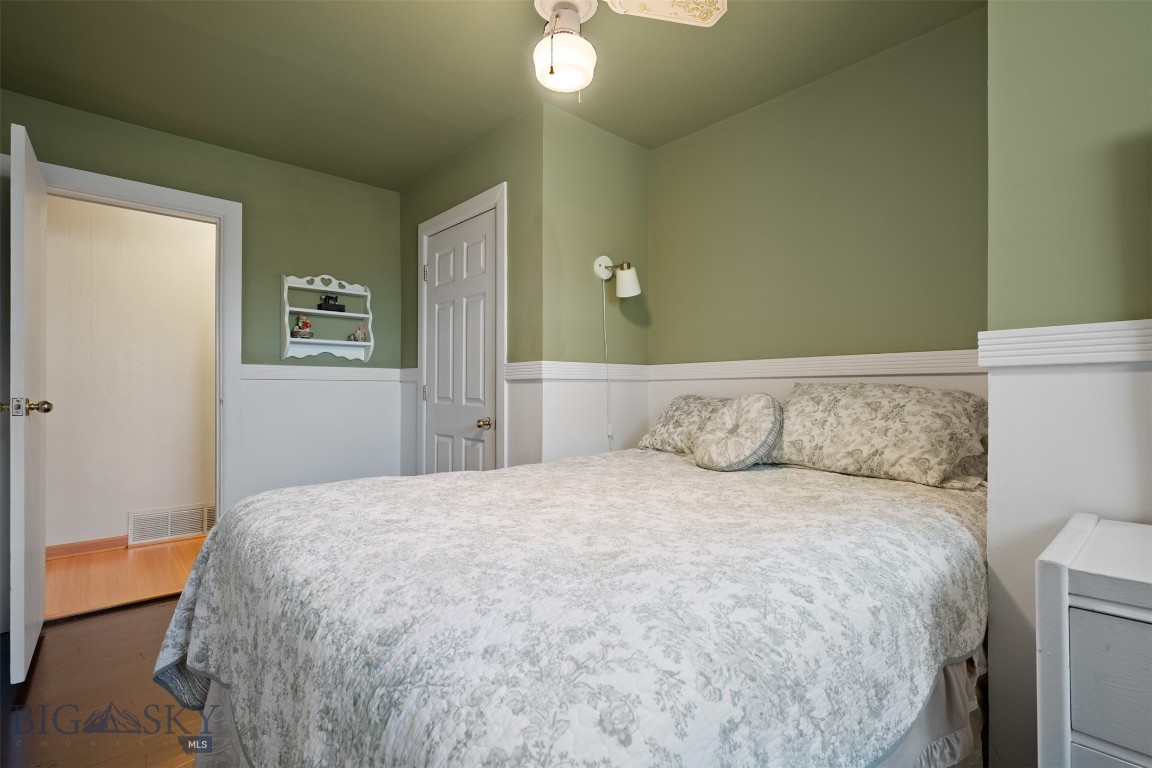 16 N White Street Property Photo 22