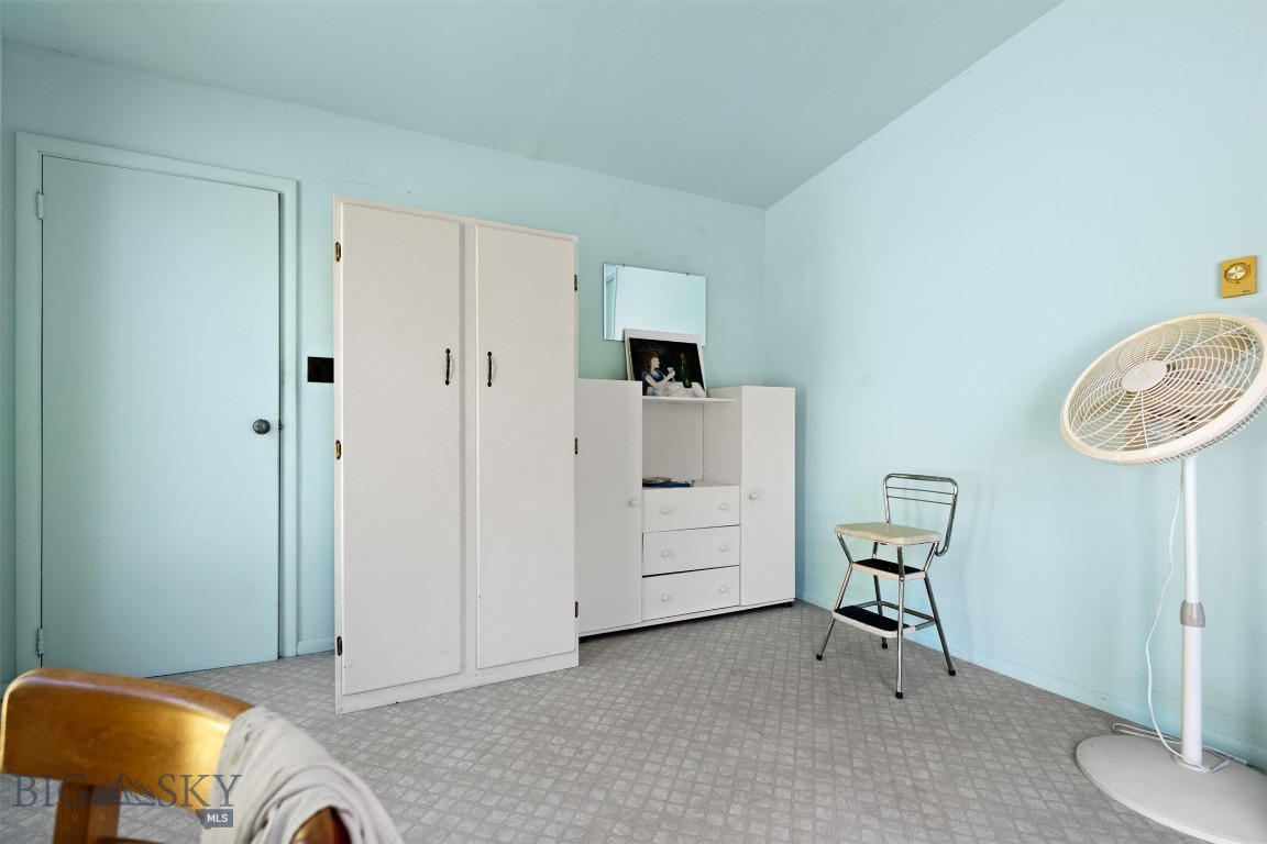 16 N White Street Property Photo 30