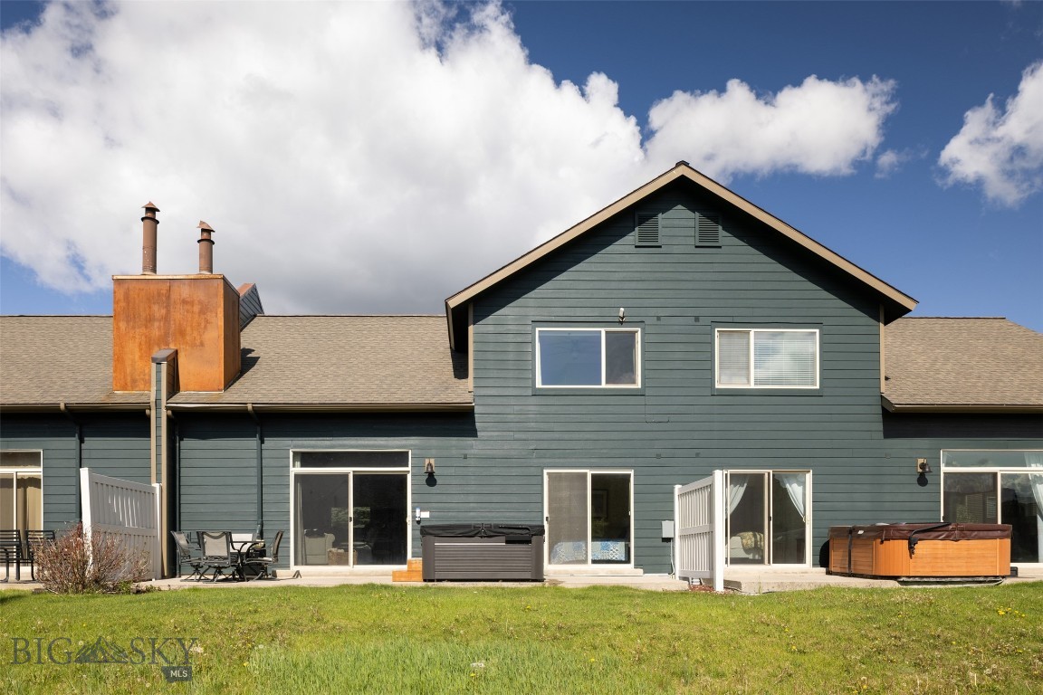 456 Firelight Property Photo 16