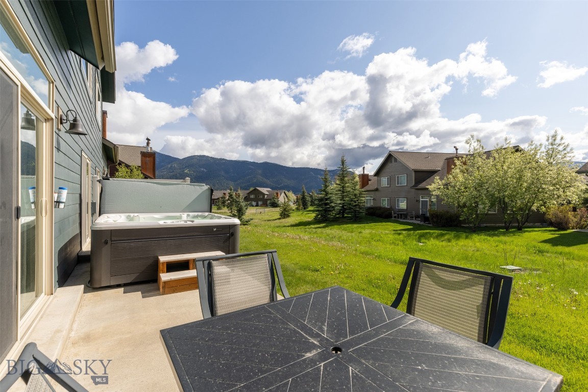 456 Firelight Property Photo 24