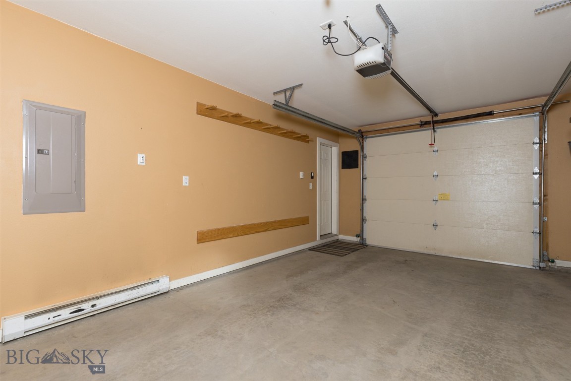 456 Firelight Property Photo 40