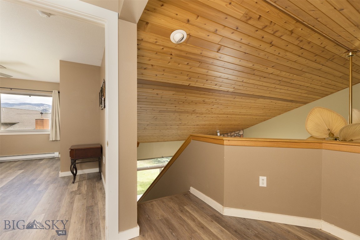 456 Firelight Property Photo 42