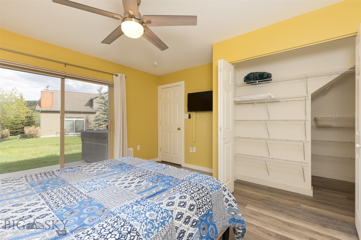456 Firelight Property Photo 48