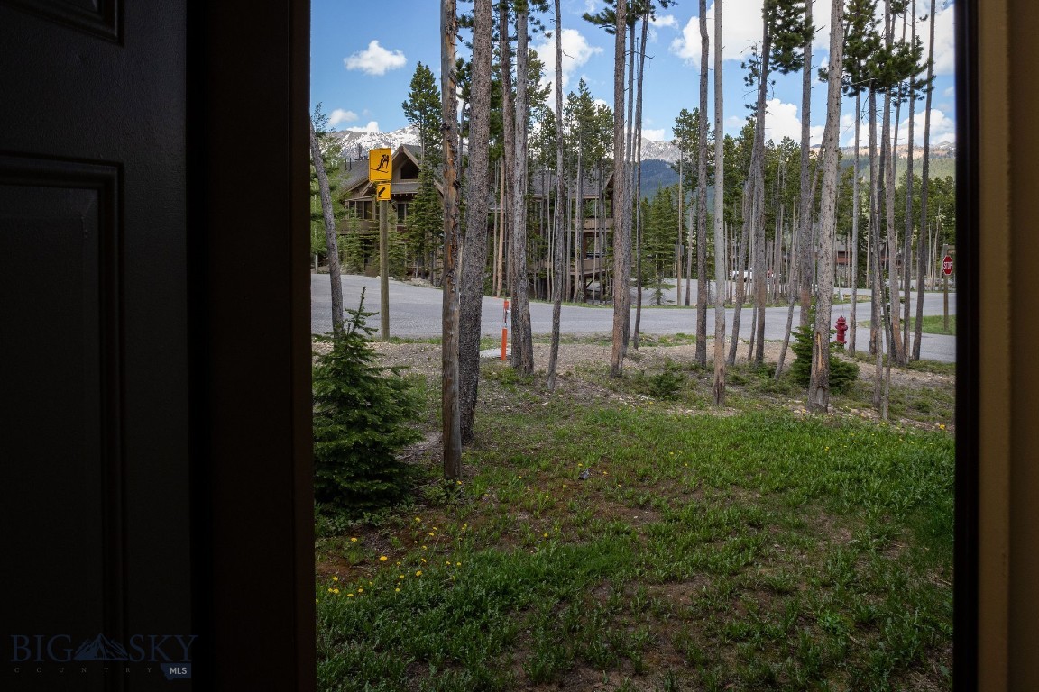 2 Happy Trails Property Photo 26