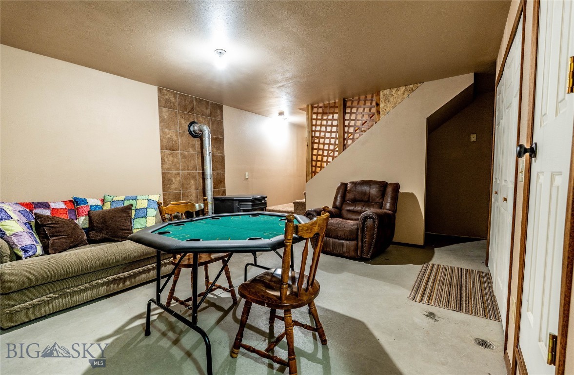 14 Peters Lane Property Photo 31
