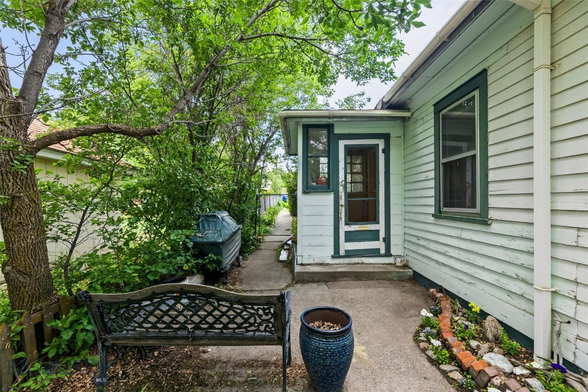 523 N I Street Property Photo 5