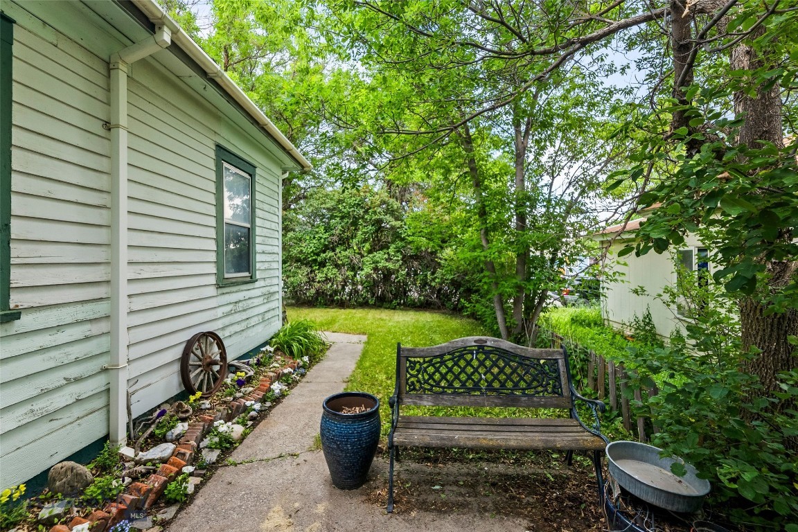 523 N I Street Property Photo 6