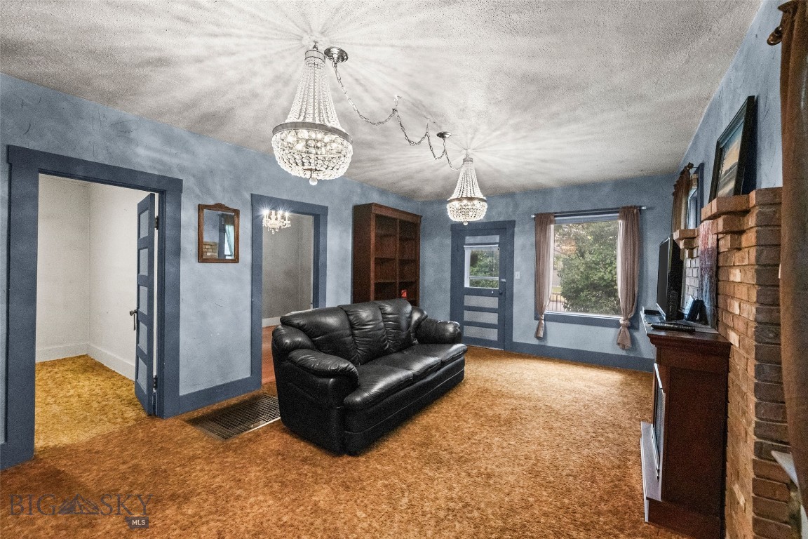 523 N I Street Property Photo 13