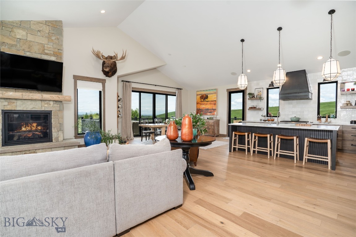 1055 Caddie Court Property Photo 13
