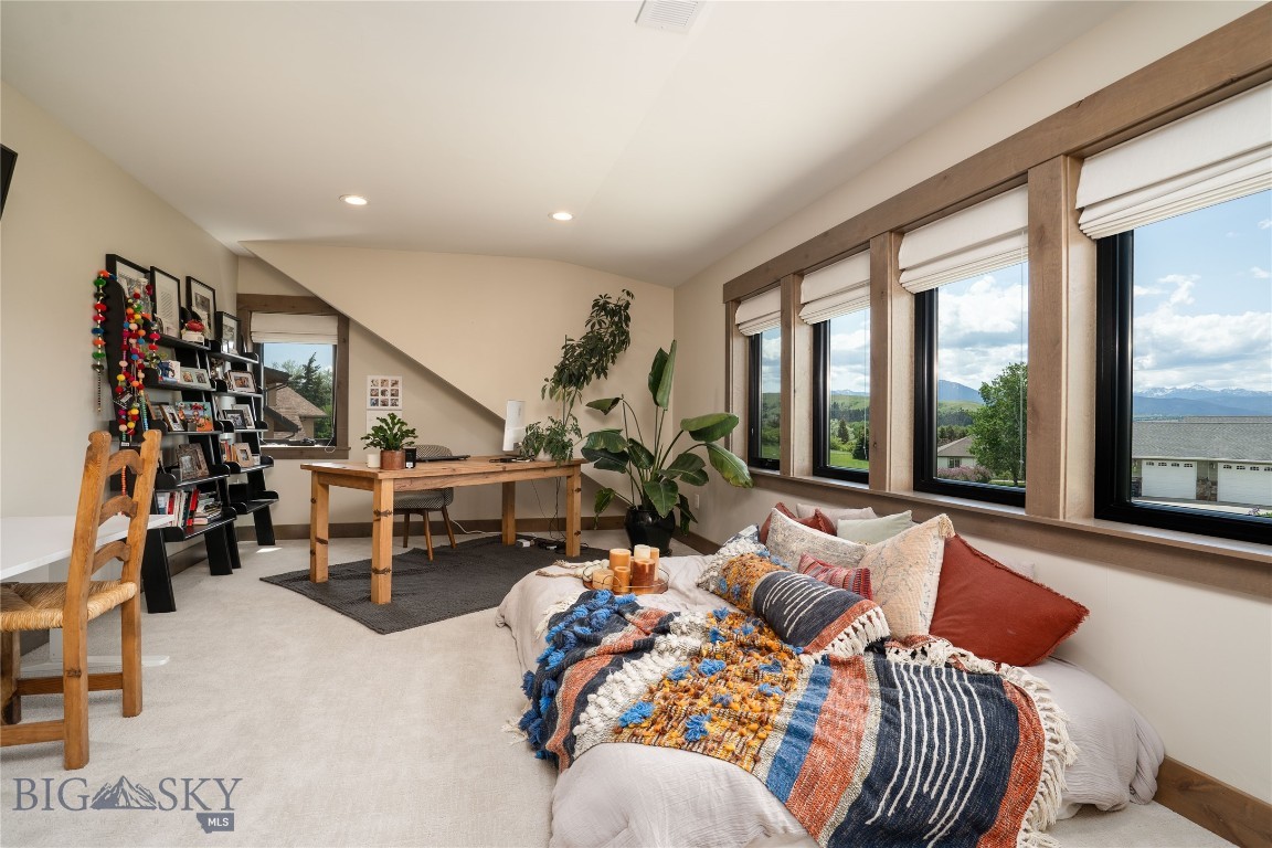 1055 Caddie Court Property Photo 38
