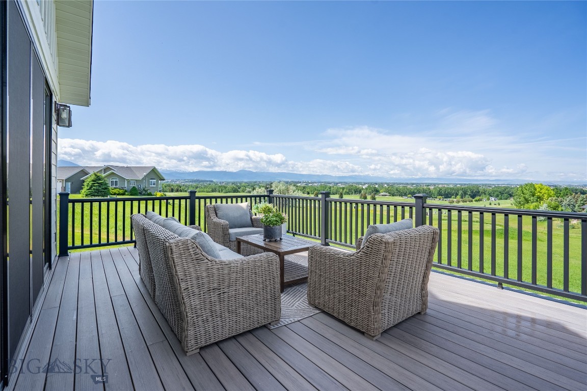 1055 Caddie Court Property Photo 45