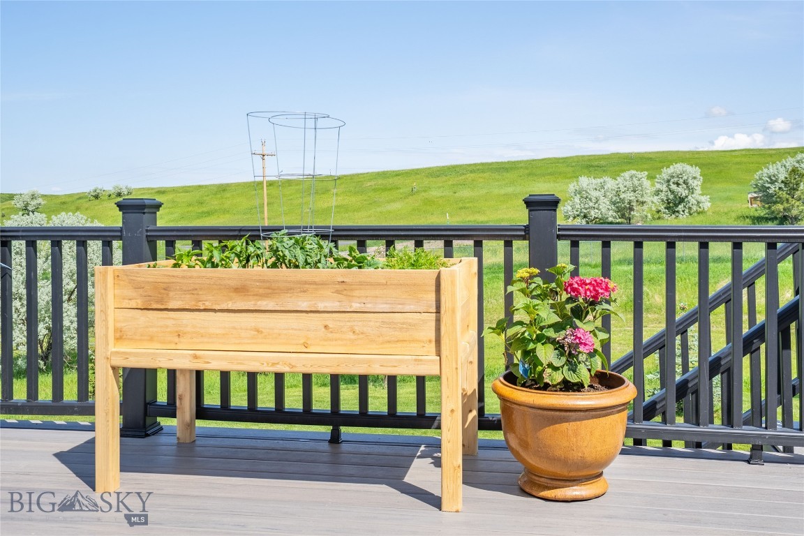 1055 Caddie Court Property Photo 48