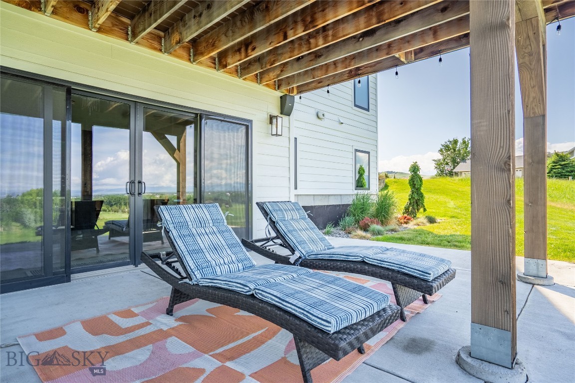 1055 Caddie Court Property Photo 63