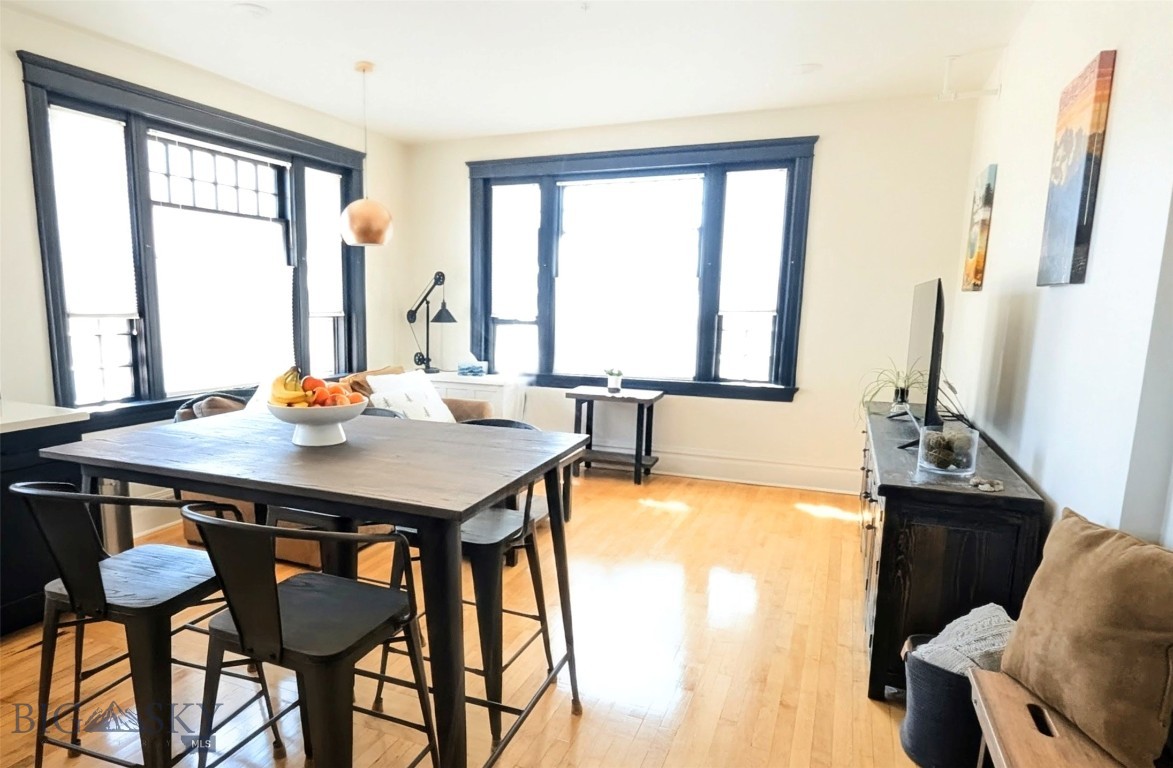 101 W Quartz 1a Property Photo 3