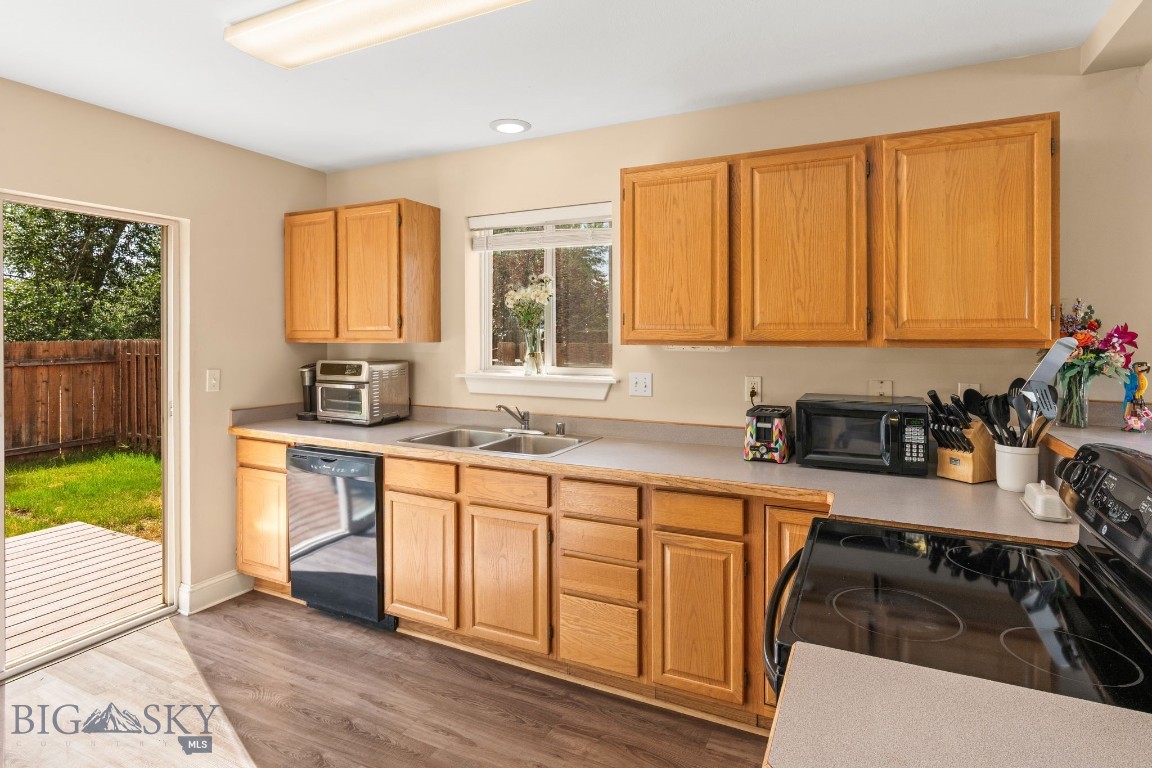 306 Golden Valley Drive Property Photo 14