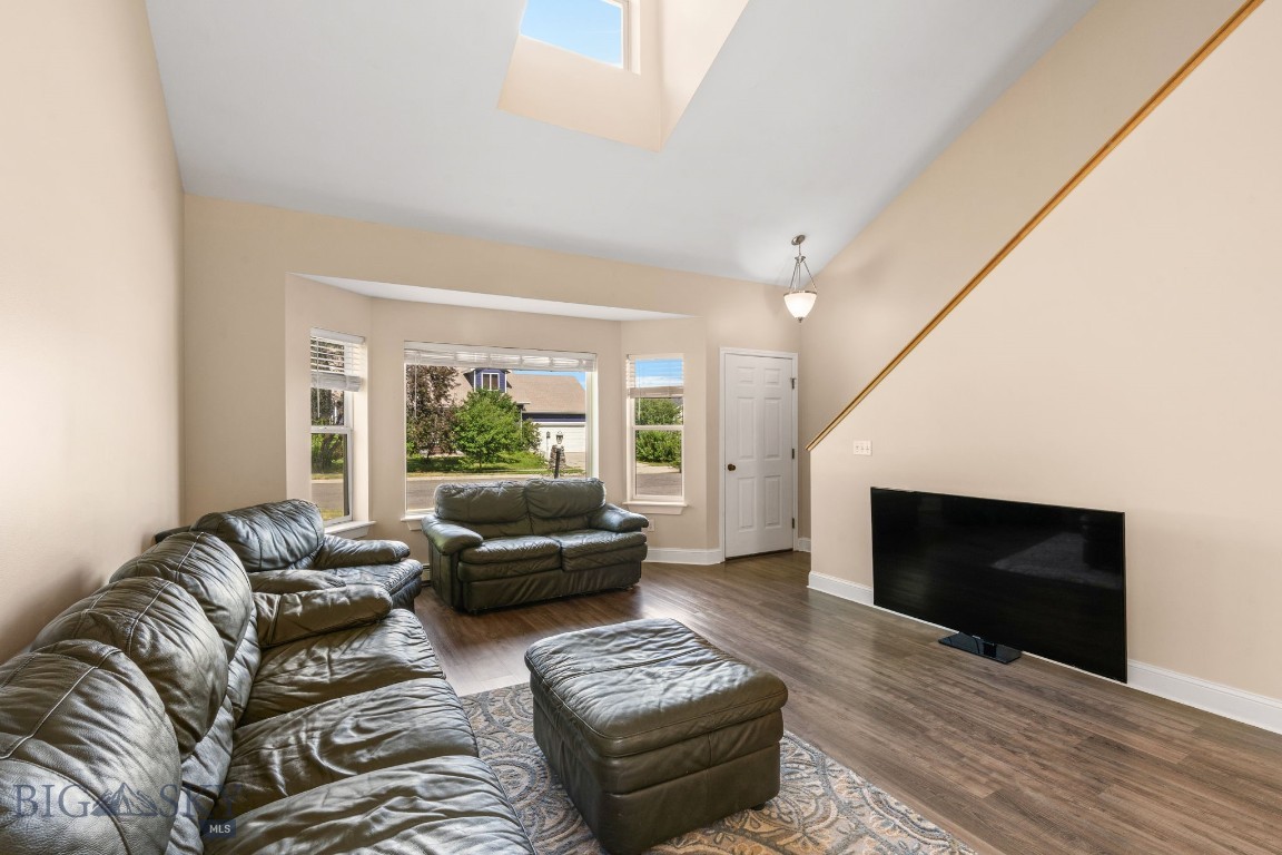 306 Golden Valley Drive Property Photo 21