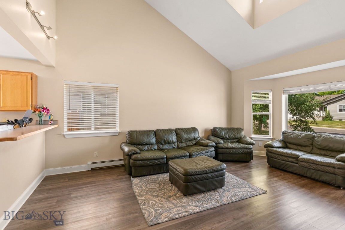 306 Golden Valley Drive Property Photo 23