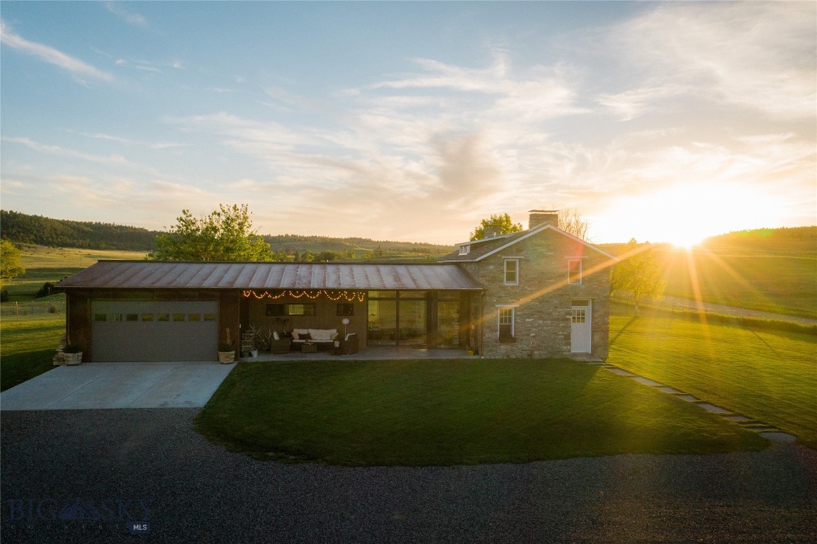 802 Deadmans Canyon Road Property Photo 5