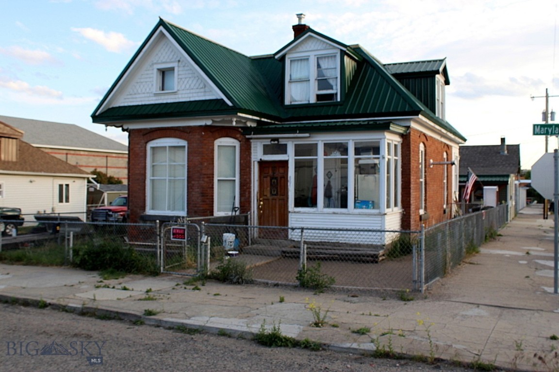 801 Maryland Avenue Property Photo 1