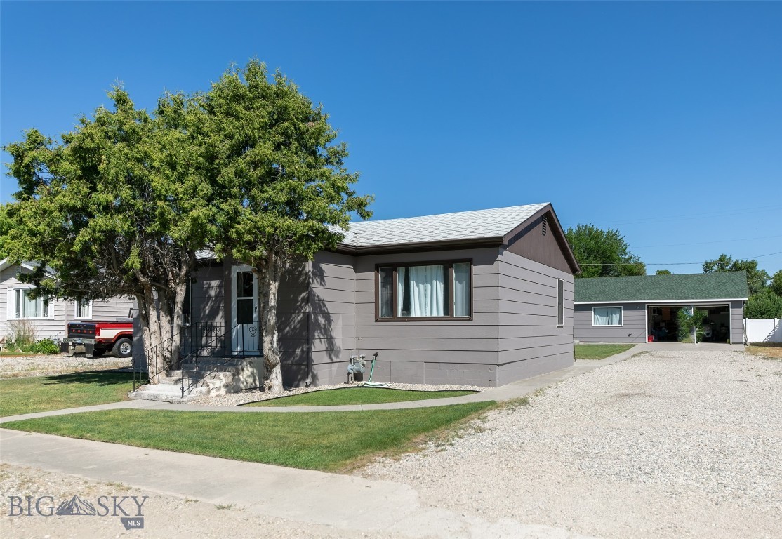 405 W Central Avenue Property Photo 1