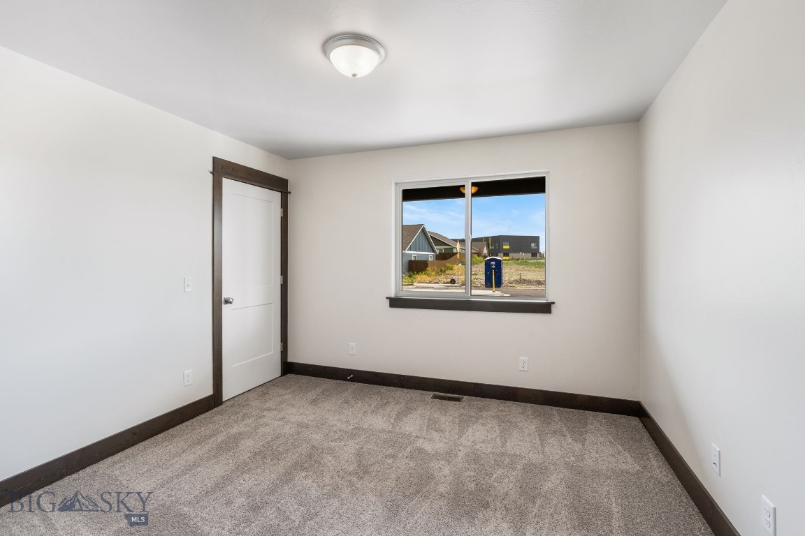 2019 Waterfall Trail Property Photo 17