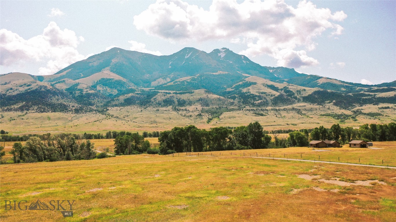 Nhn Mule Deer Road Property Photo 1