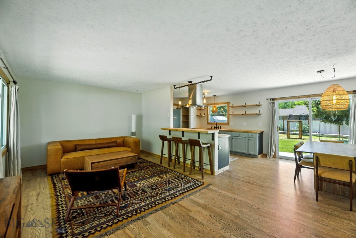 11 N Yellowstone Avenue Property Photo 7