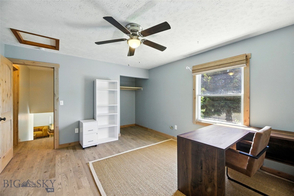 11 N Yellowstone Avenue Property Photo 27