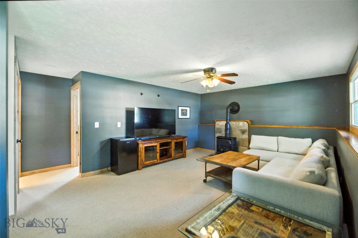 11 N Yellowstone Avenue Property Photo 28