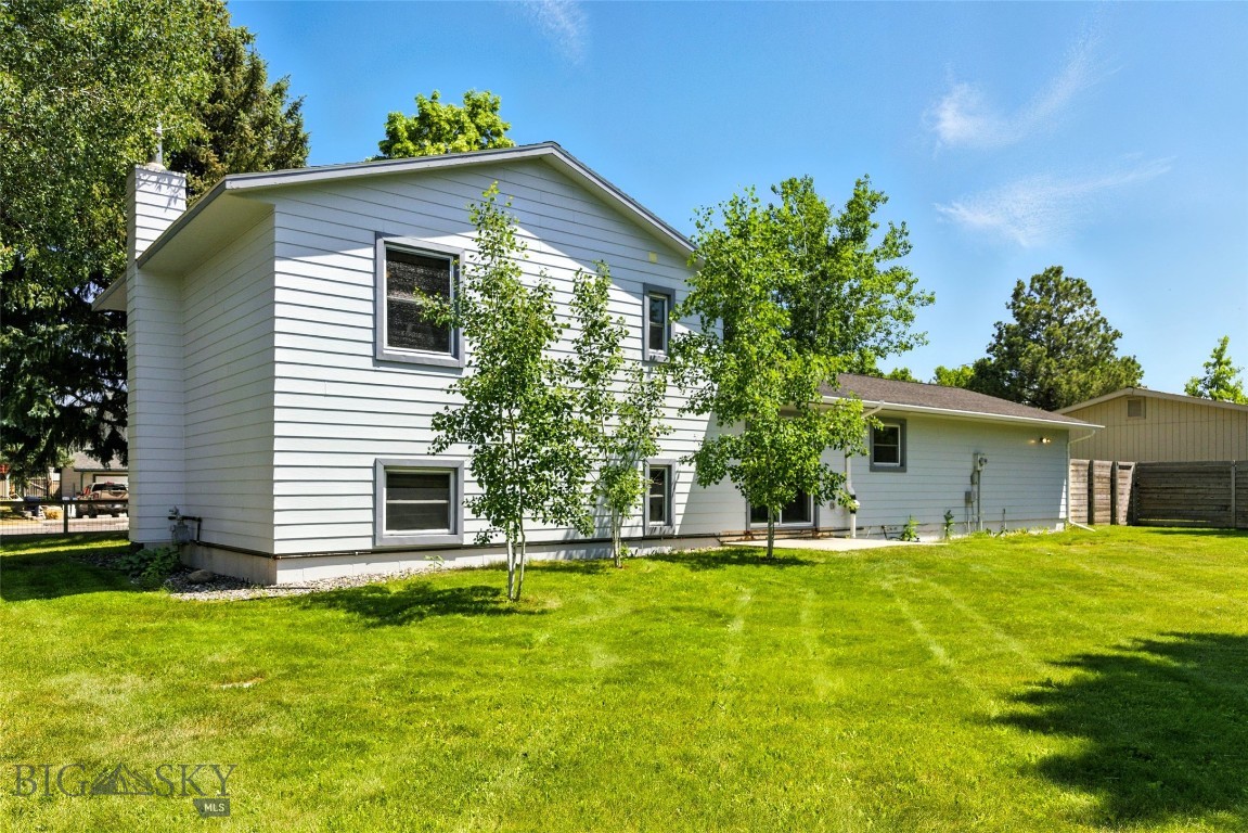 11 N Yellowstone Avenue Property Photo 34
