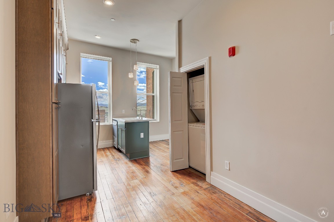 140 W Park Street Property Photo 42