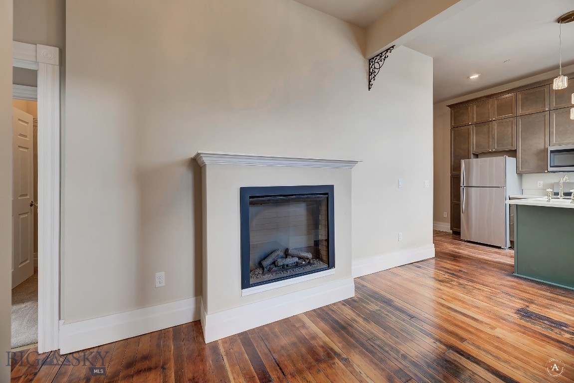 140 W Park Street Property Photo 48