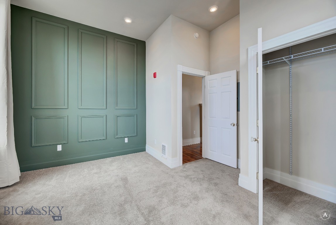 140 W Park Street Property Photo 51