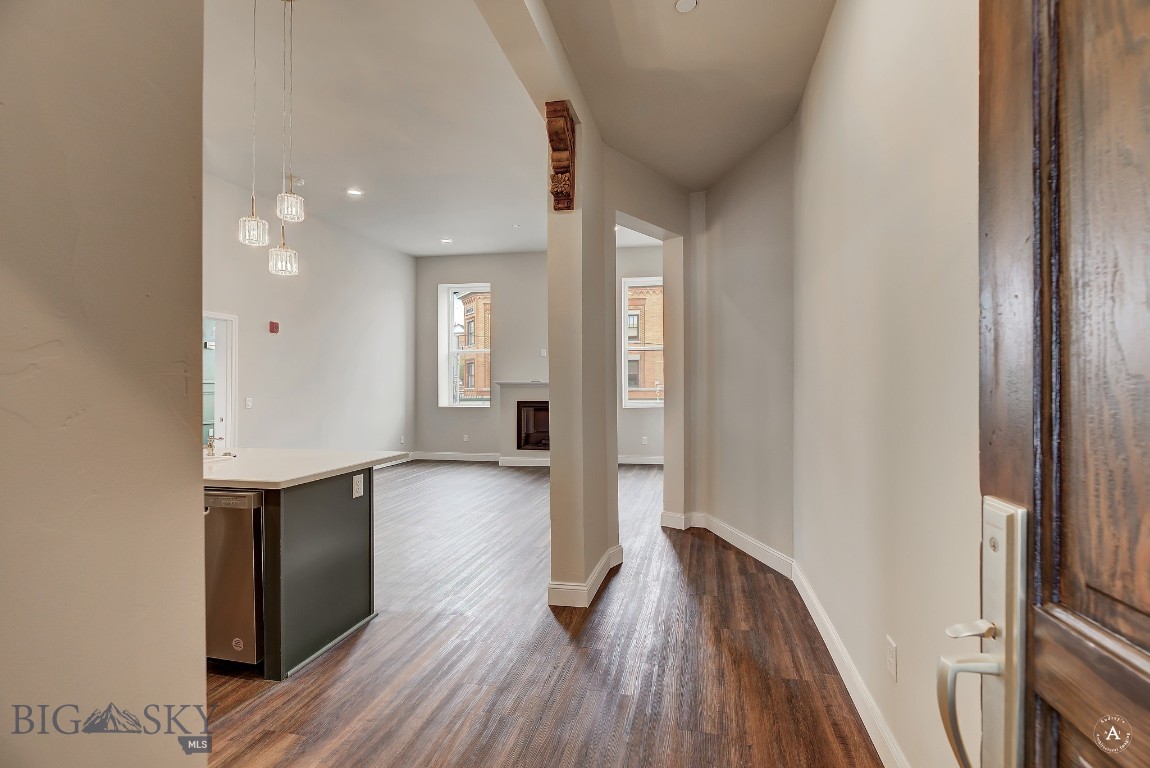 140 W Park Street Property Photo 58