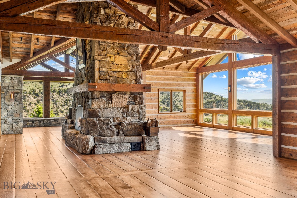 94 Sky Band Trail Property Photo 14