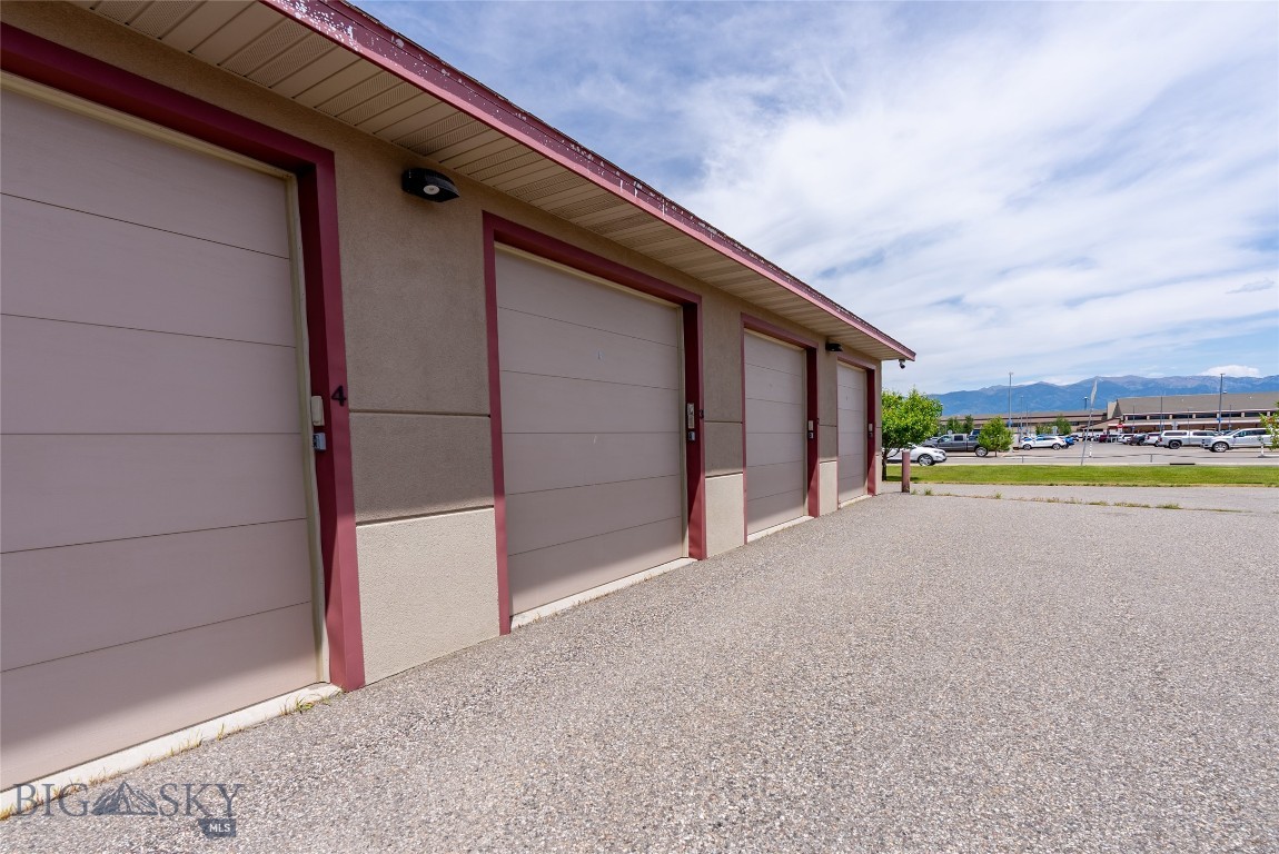 1278 Gallatin Field Road D-3 Property Photo 3