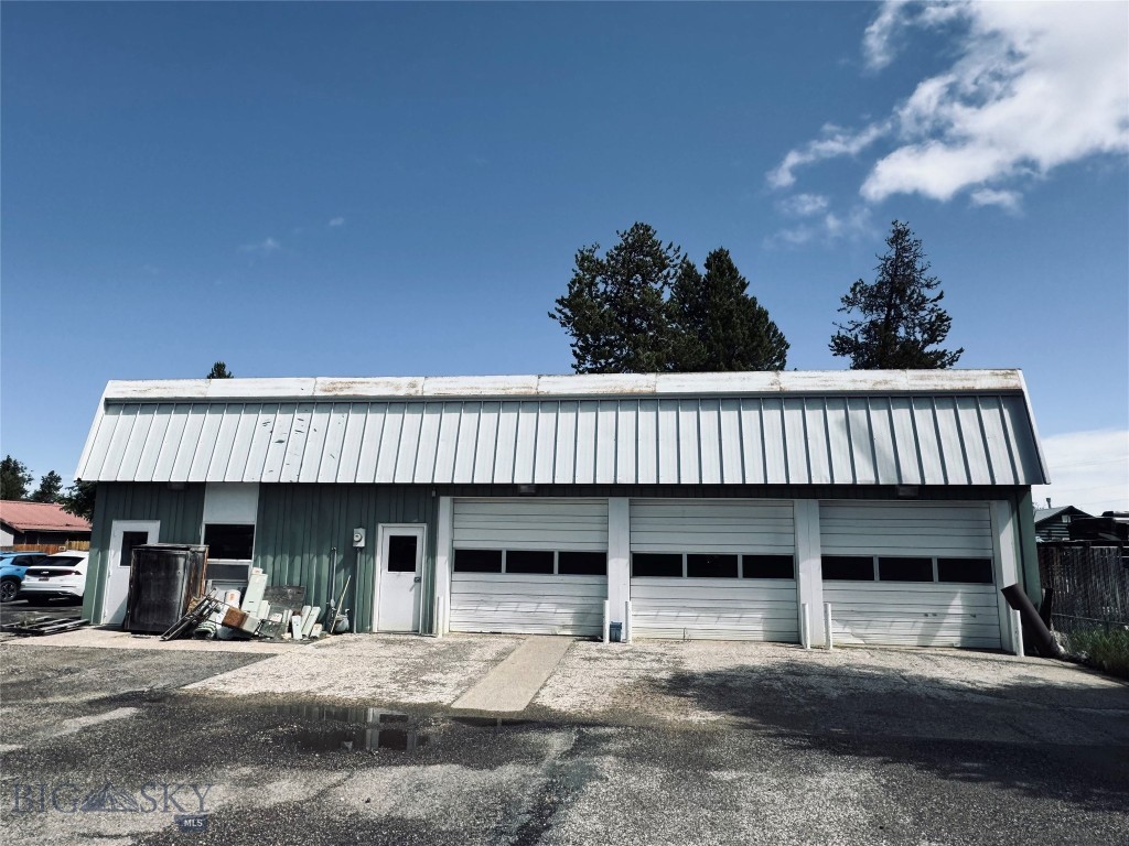 124 N Geyser Street Property Photo 4