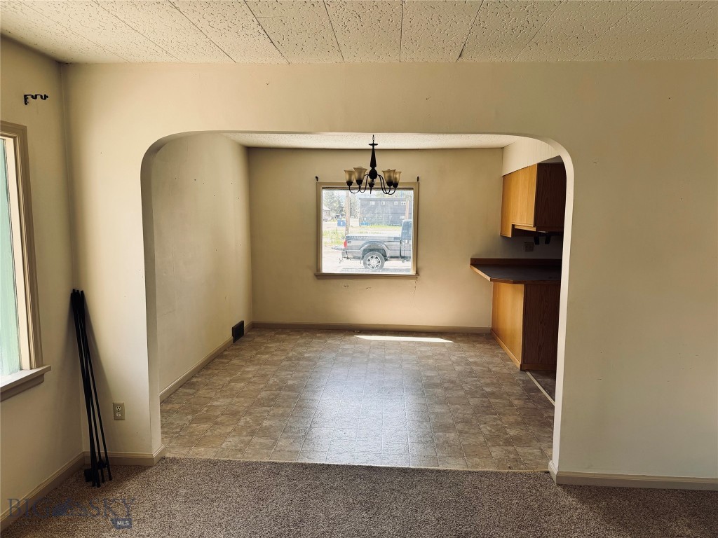 124 N Geyser Street Property Photo 15