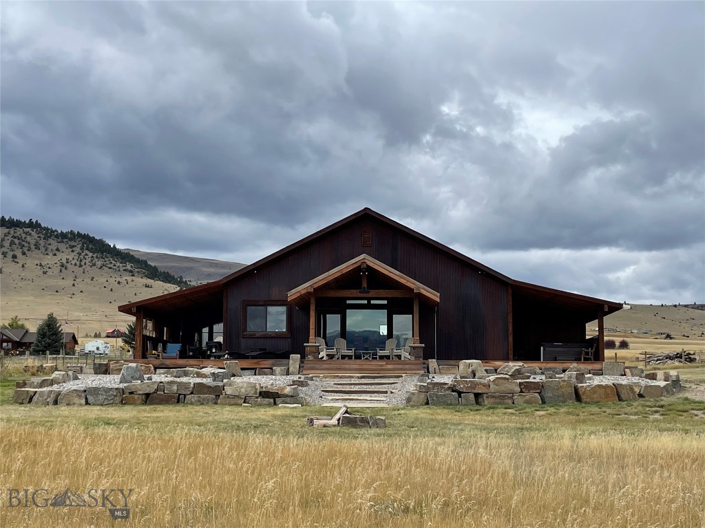 333 Shining Mountains Loop Property Photo 1