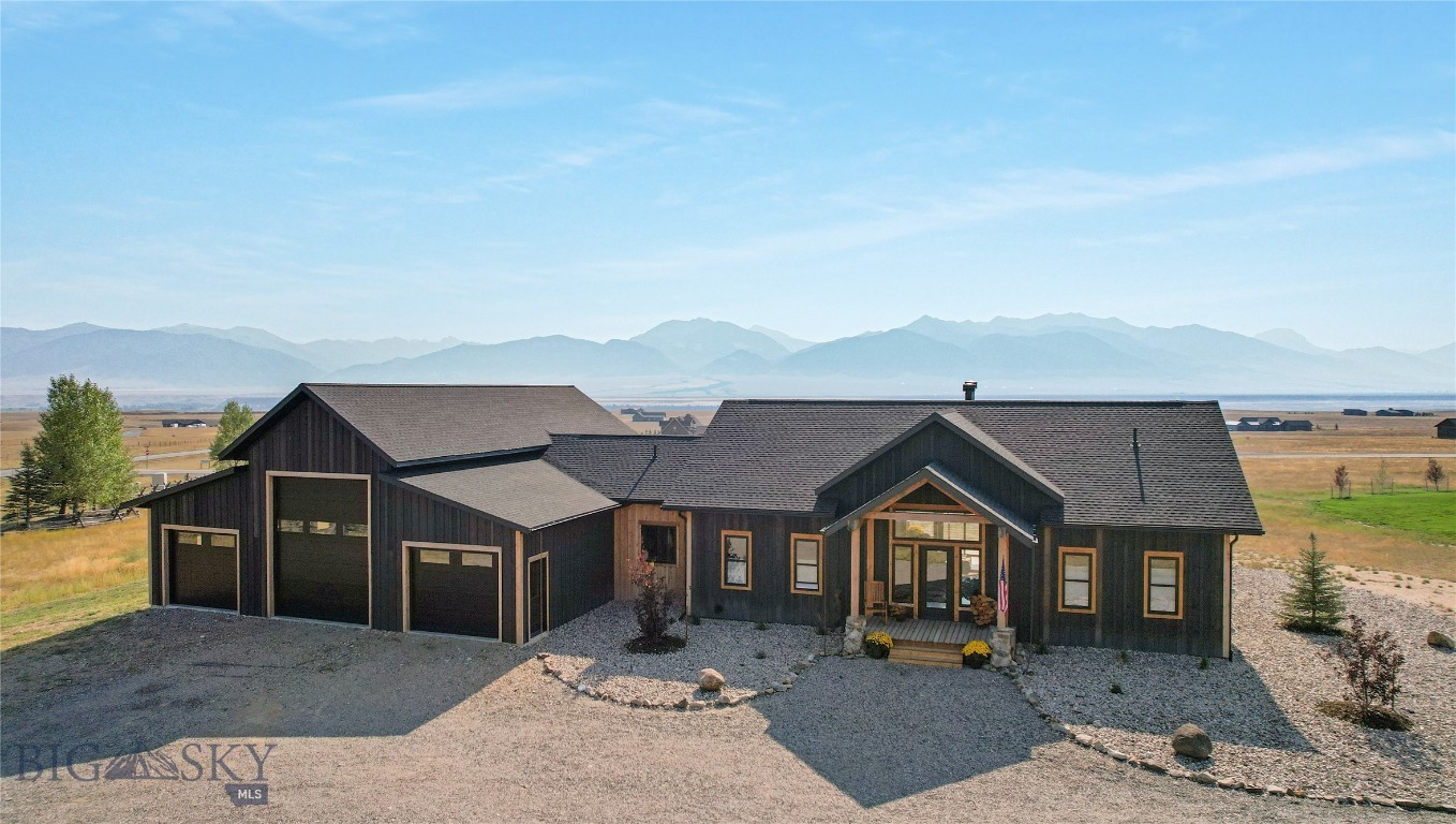 8 Montana Way Property Photo 1