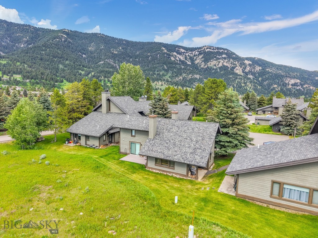 79 Yellowstone Spur 79a Property Photo 2