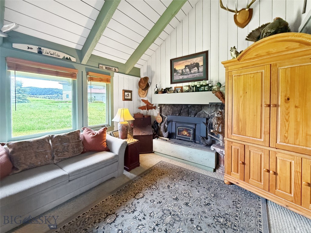79 Yellowstone Spur 79a Property Photo 17