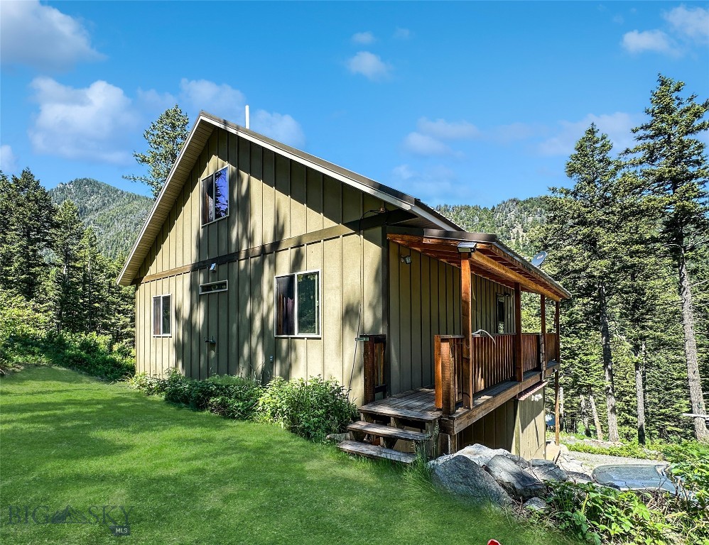 16 Upper Slope Property Photo 1
