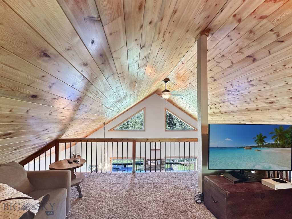 16 Upper Slope Property Photo 12