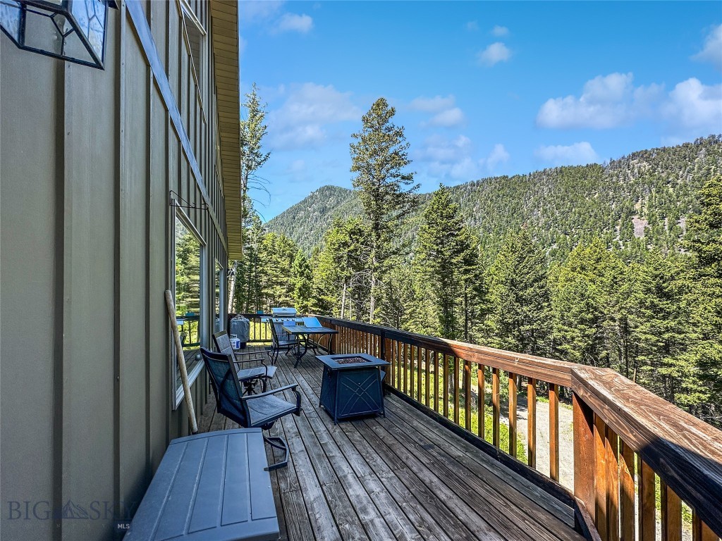 16 Upper Slope Property Photo 18