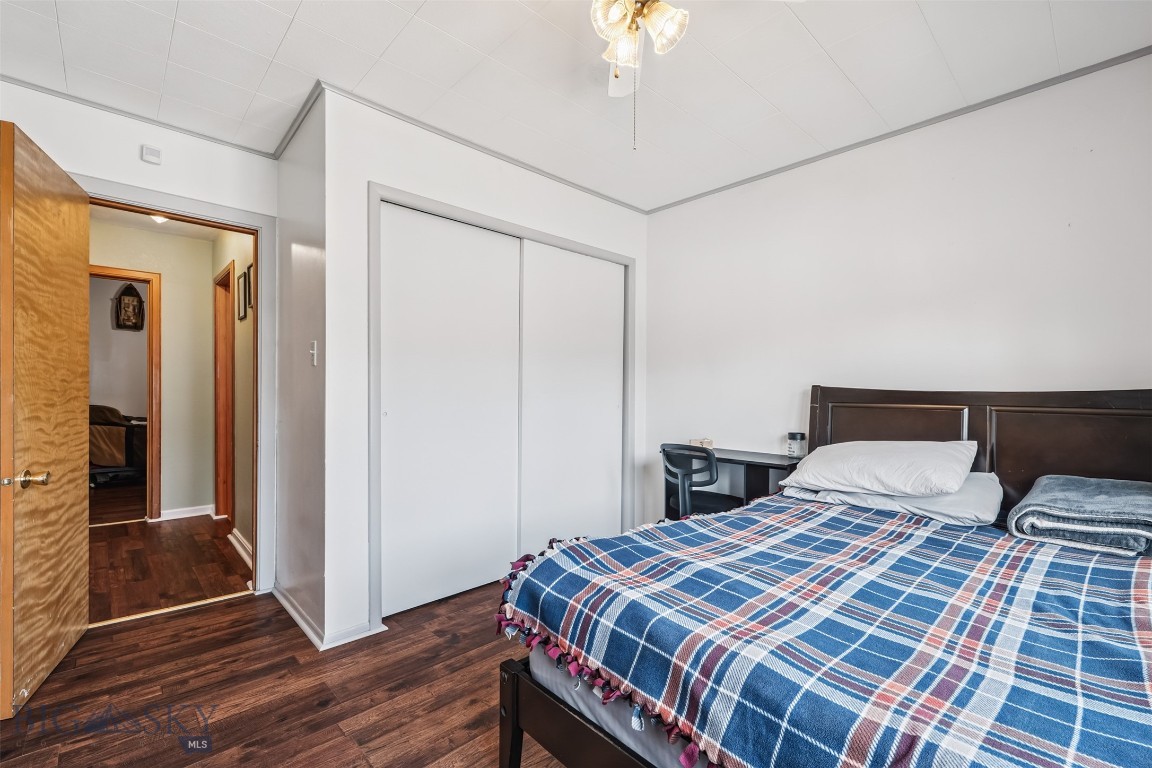 1046 W Park Street Property Photo 18